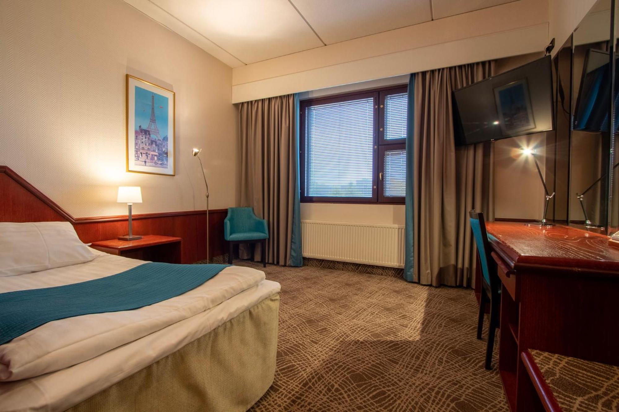 Hotel Oscar Varkaus Zimmer foto