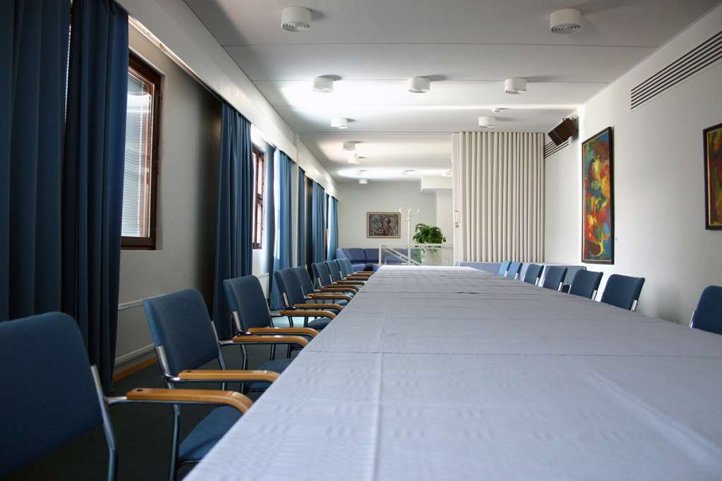 Hotel Oscar Varkaus Einrichtungen foto