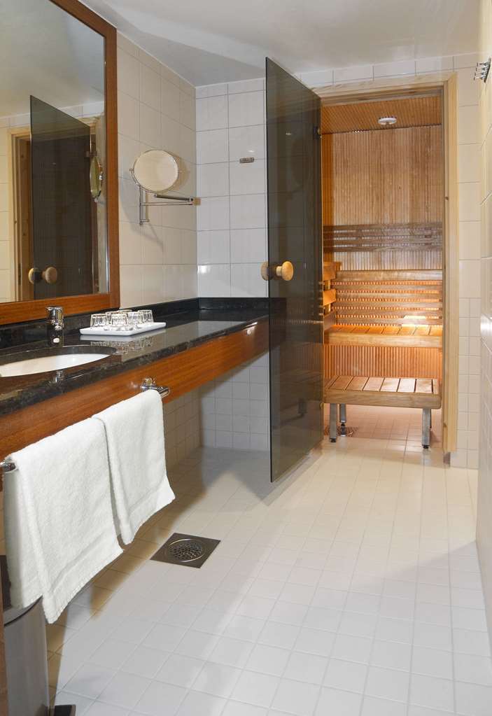 Hotel Oscar Varkaus Zimmer foto